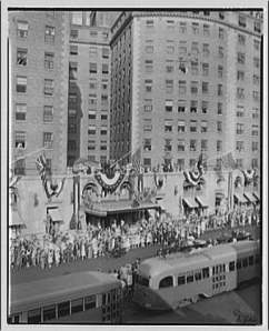 King George VI & Queen Elizabeth procession in front of the Mayflower Hotel (where the Lindsays first stayed upon their arrival in Washington). Theodor Horydczak June 1939 (Library of Congress Prints & Photographs Division) 